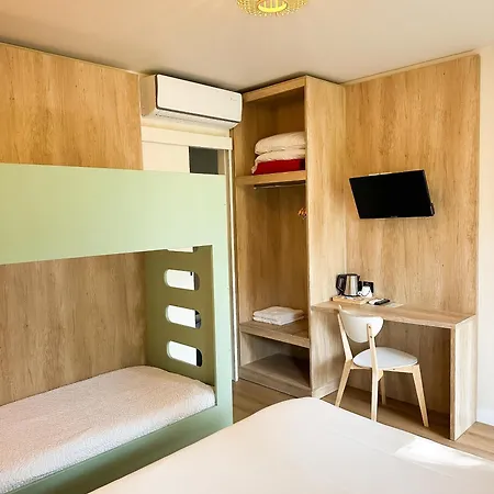 Eco Chic Hotel 3*