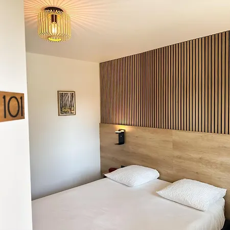 Eco Chic Hotel 3*