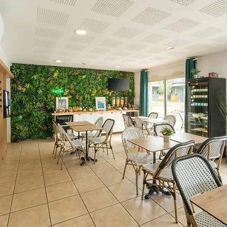 Hotell Sure By Western Mont-de-marsan 3*