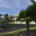 Sure By Western Mont-de-marsan 3*