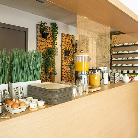 Eco Chic Hotel 3*