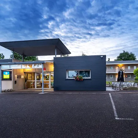 Eco Chic Hotel