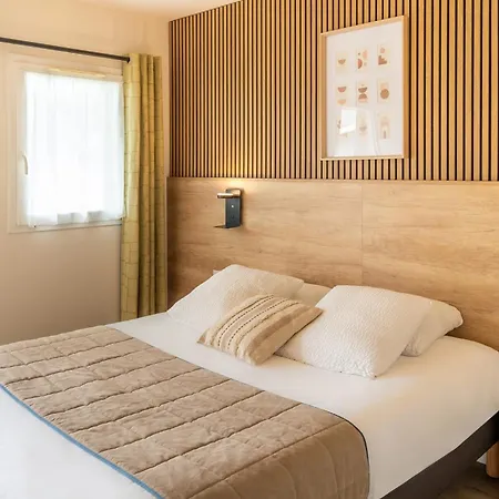 Eco Chic 3*