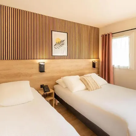 Hotel Sure By Western Mont-de-marsan 3*